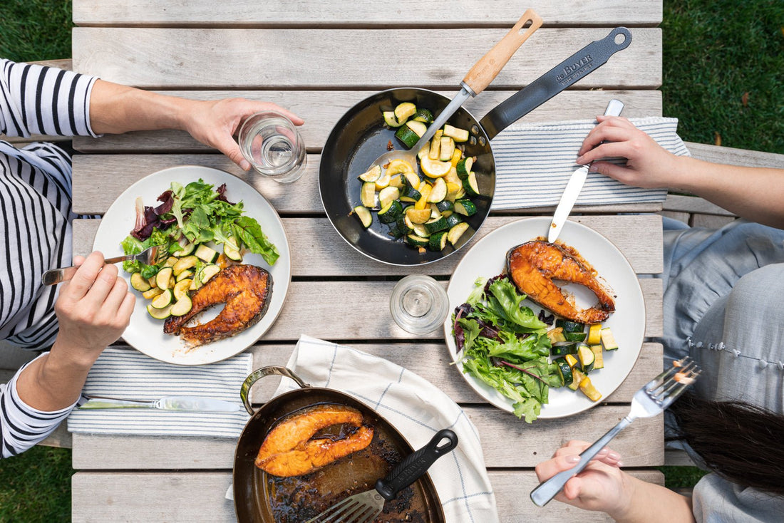 Things Everyone Needs To Know Before Using Raw Steel Cookware. - De Buyer UK