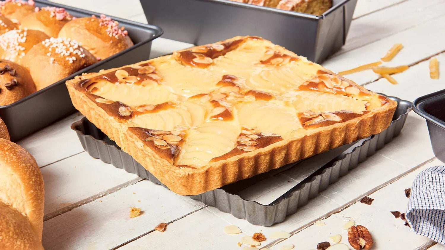 Foldable or Removable Metal Moulds and Trays - De Buyer UK