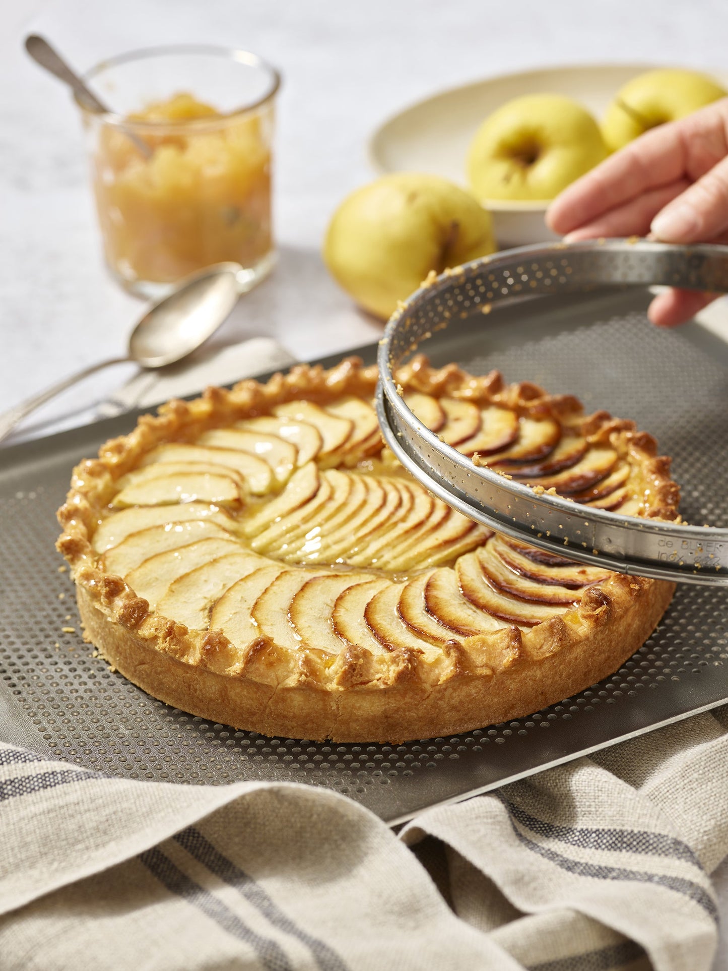 De Buyer 6cm Round Perforated Rolled Edge Tart Ring