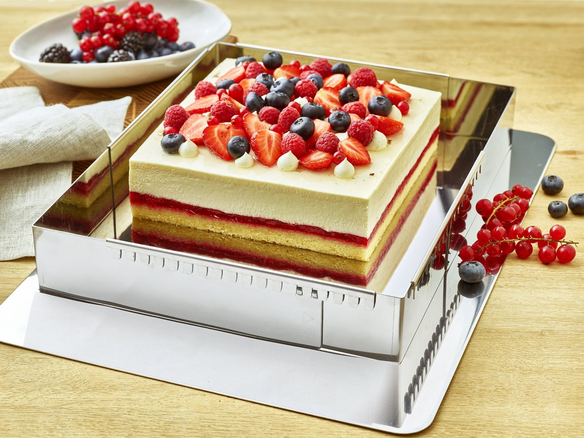 De Buyer Adjustable 37 x 37cm Pastry Square Frame - De Buyer UK