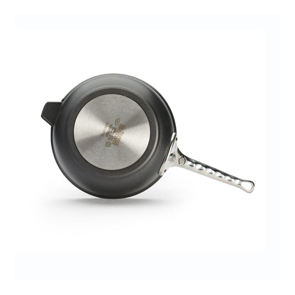 base of the De Buter Choc Extreme saute pan